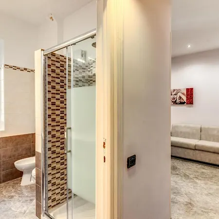 Near Via Veneto Apartman *